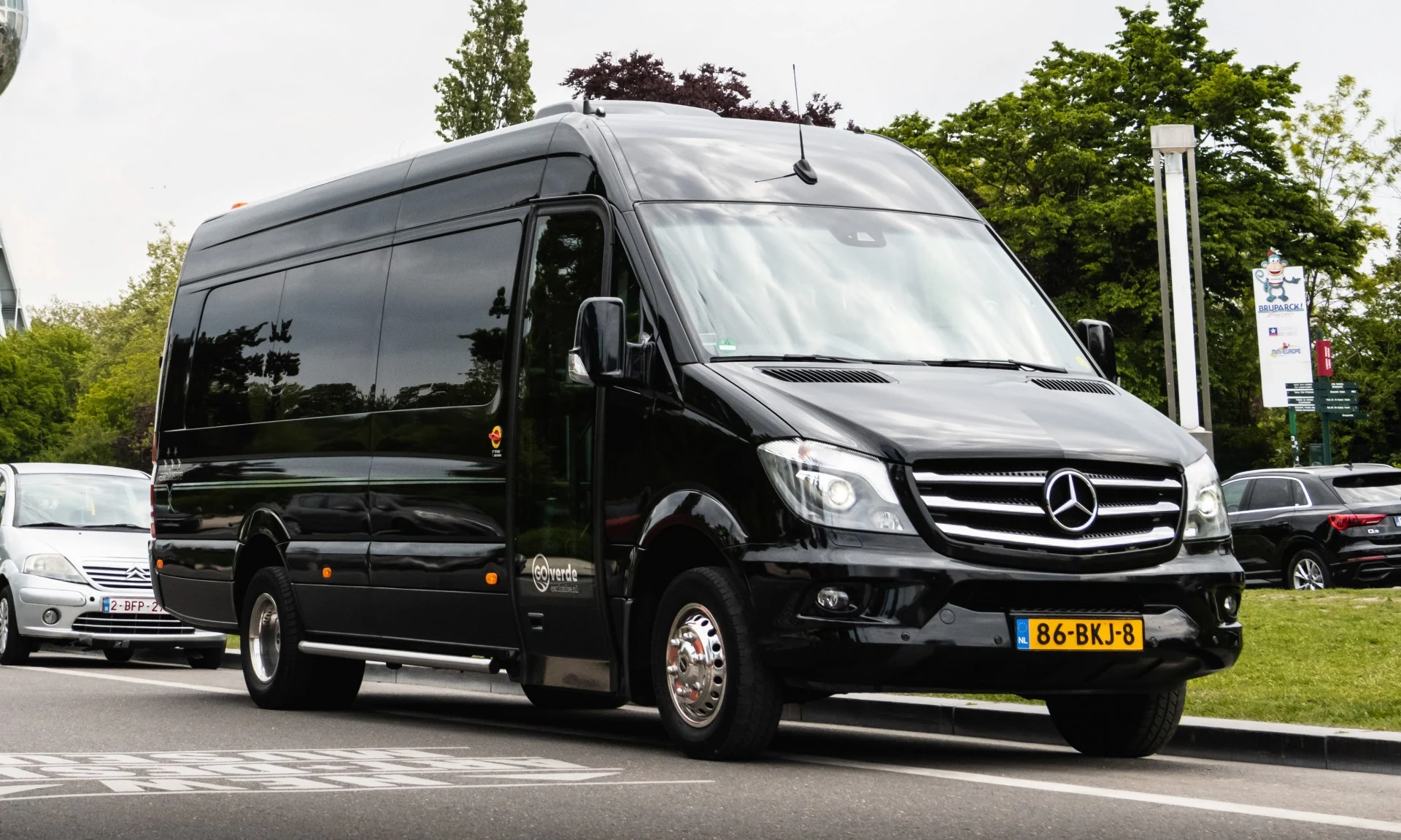 19 persoons luxe busje