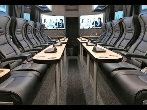 Luxe touringcar met unieke mogelijkheden